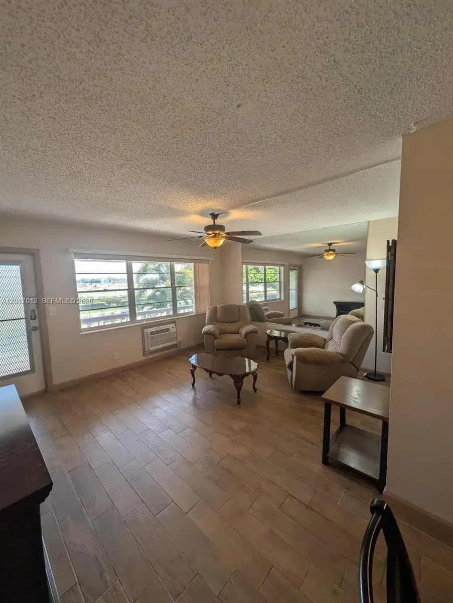 1 bedroom 1 bath Residential for sale at 23 Easthampton A # 0, West Palm Beach FL 33417