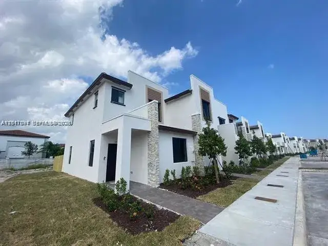 3 bedroom 3 bath Residential Lease for rent at 575 NE 208th Ter # 575, Miami FL 33179