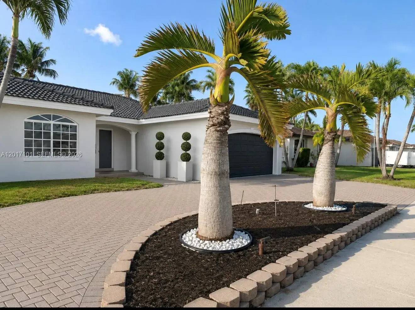 3 bedroom 2 bath Residential Lease for rent at 15425 SW 168th Ter, Miami FL 33187