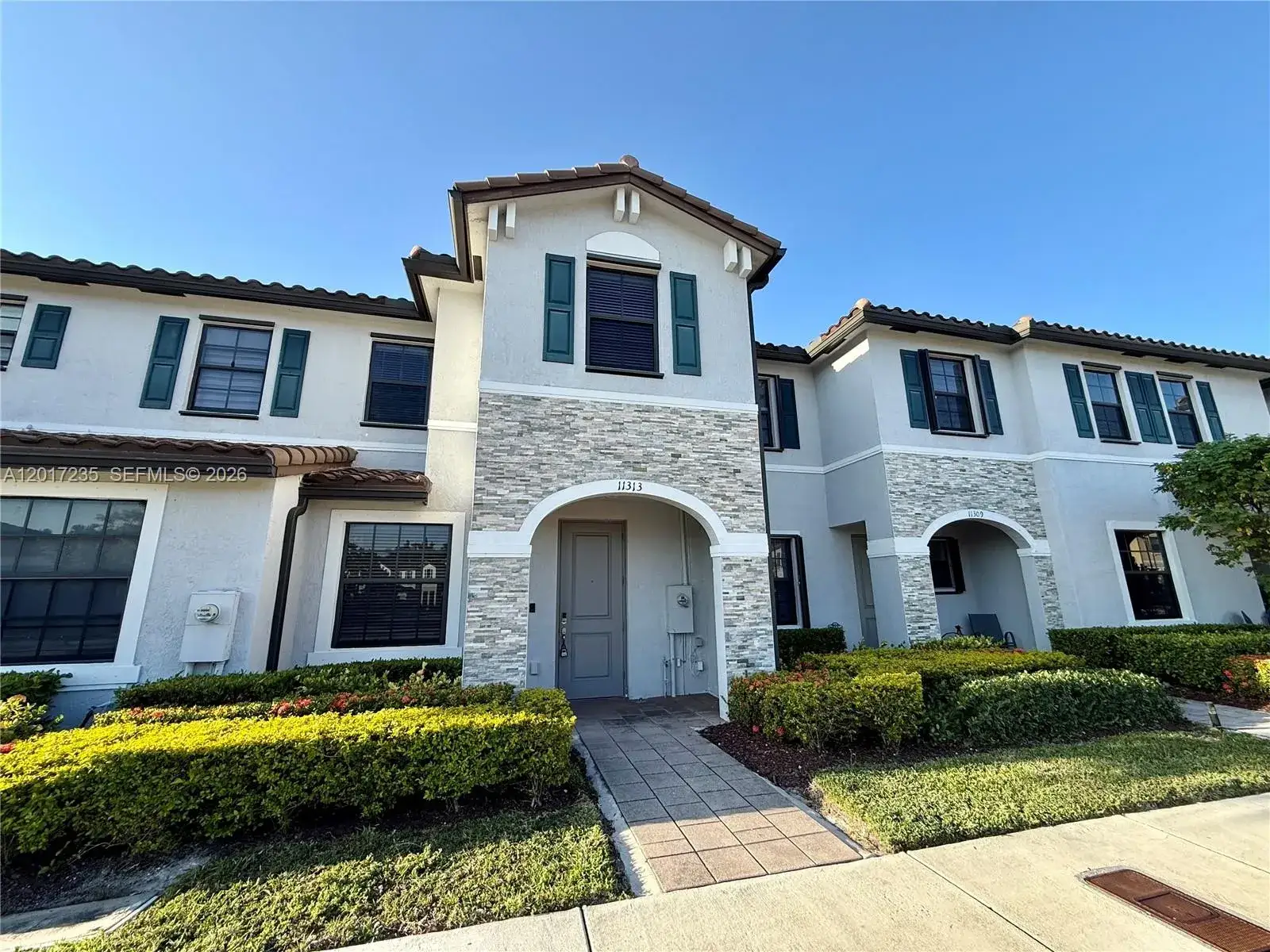 3 bedroom 2 bath Residential for sale at 11313 SW 250th Ter # 11313, Homestead FL 33032