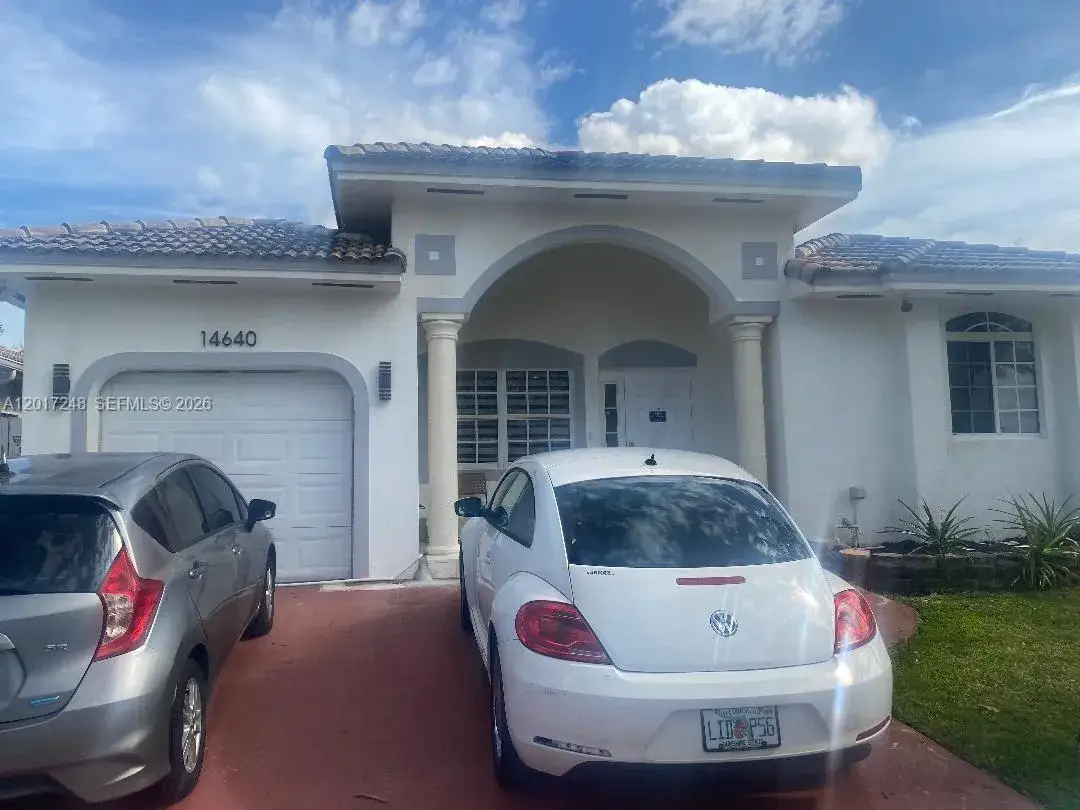 2 bedroom 1 bath Residential Lease for rent at 14640 SW 180th St, Miami FL 33177