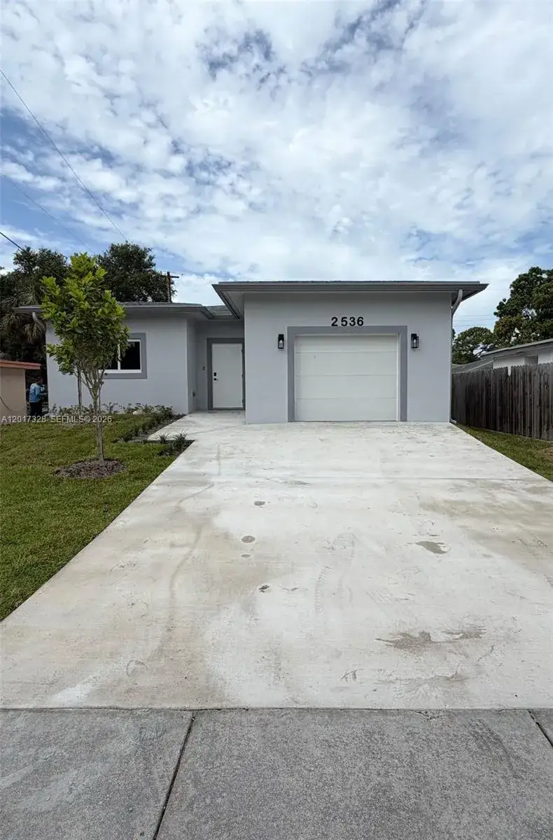 3 bedroom 2 bath Residential for sale at 2536 NW 9th Ct, Fort Lauderdale FL 33311