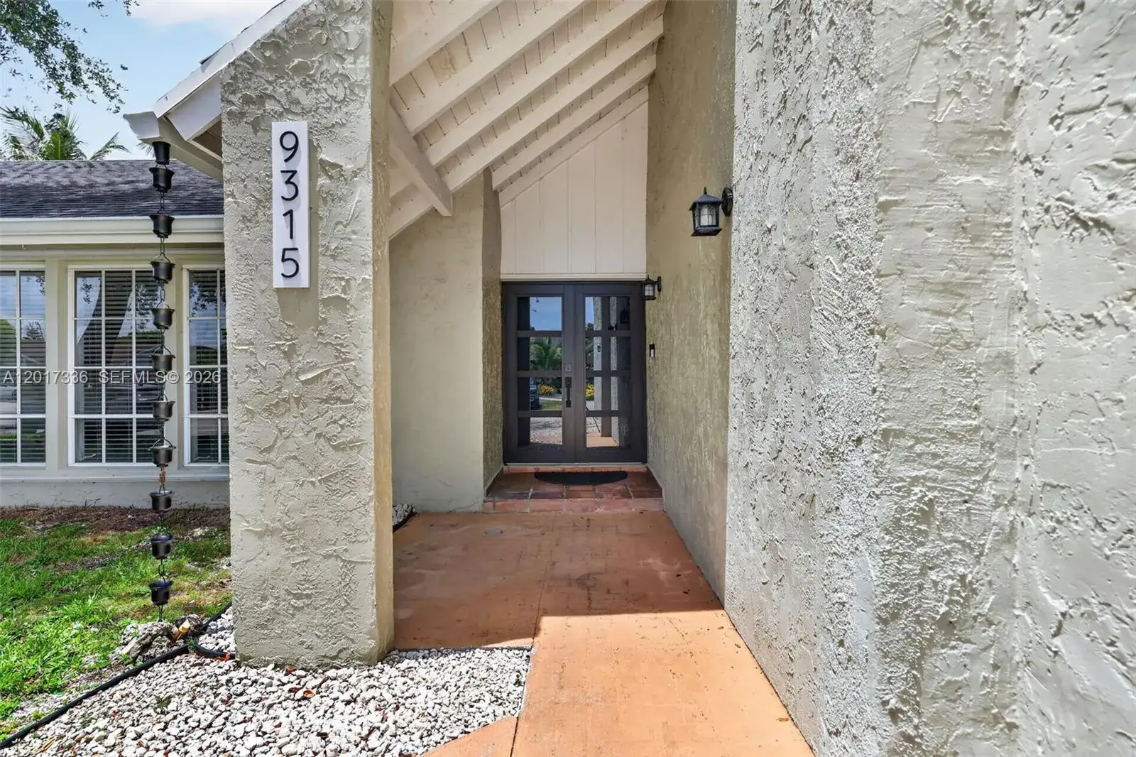 4 bedroom 3 bath Residential for sale at 9315 SW 172nd Ter, Palmetto Bay FL 33157