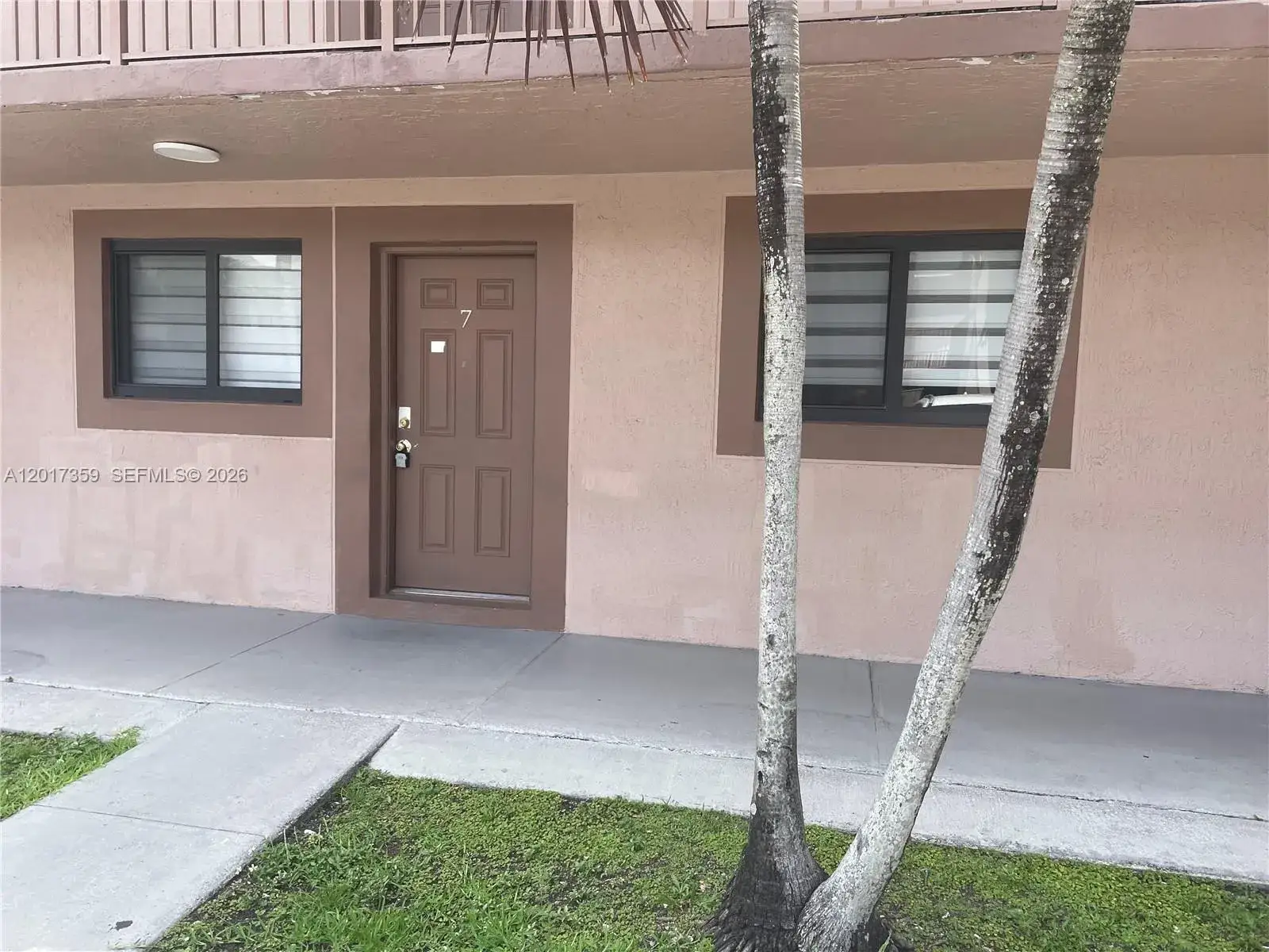 2 bedroom 1 bath Residential for sale at 2332 W 56th St # 7, Hialeah FL 33016