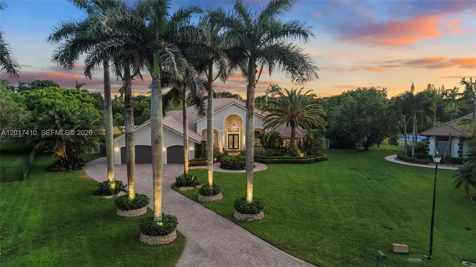 4 bedroom 4 bath Residential for sale at 13253 SW 25th Pl, Davie FL 33325