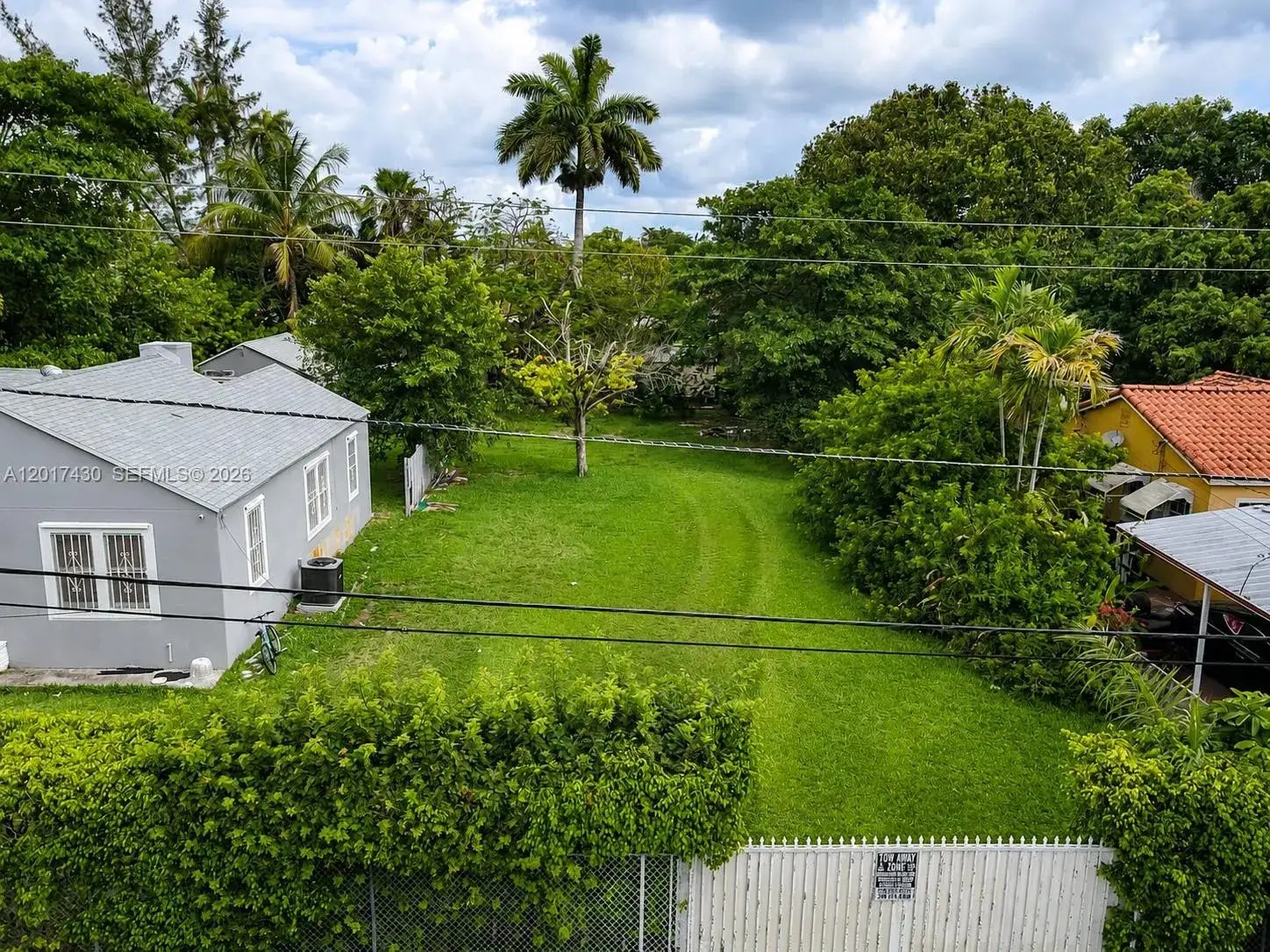 Commercial Sale for sale at 26 St 1555 NW 26 St, Miami FL 33142