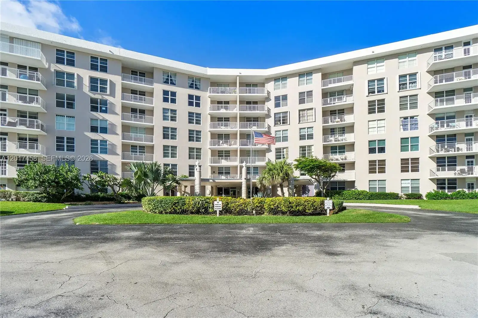 2 bedroom 2 bath Residential for sale at 2851 S Ocean Blvd # 7U, Boca Raton FL 33432