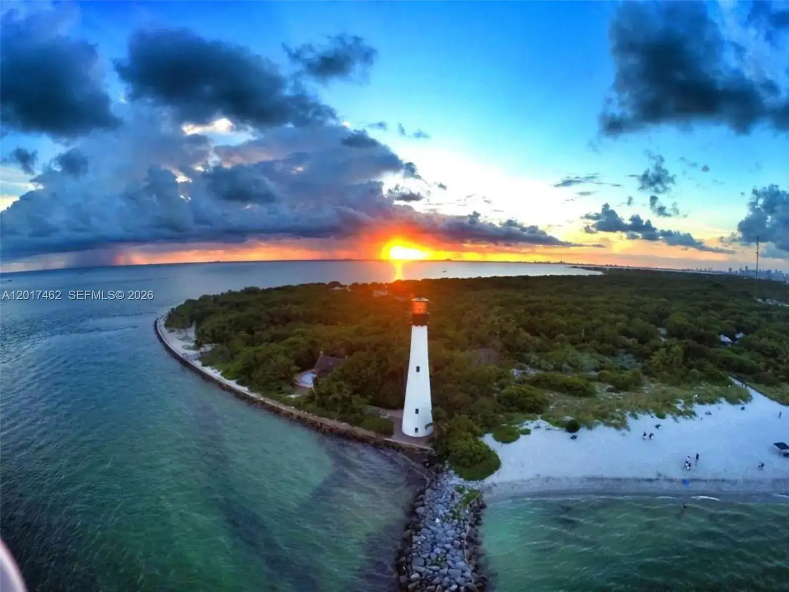 1 bedroom 1 bath Residential Lease for rent at 325 Fernwood Rd # 10, Key Biscayne FL 33149