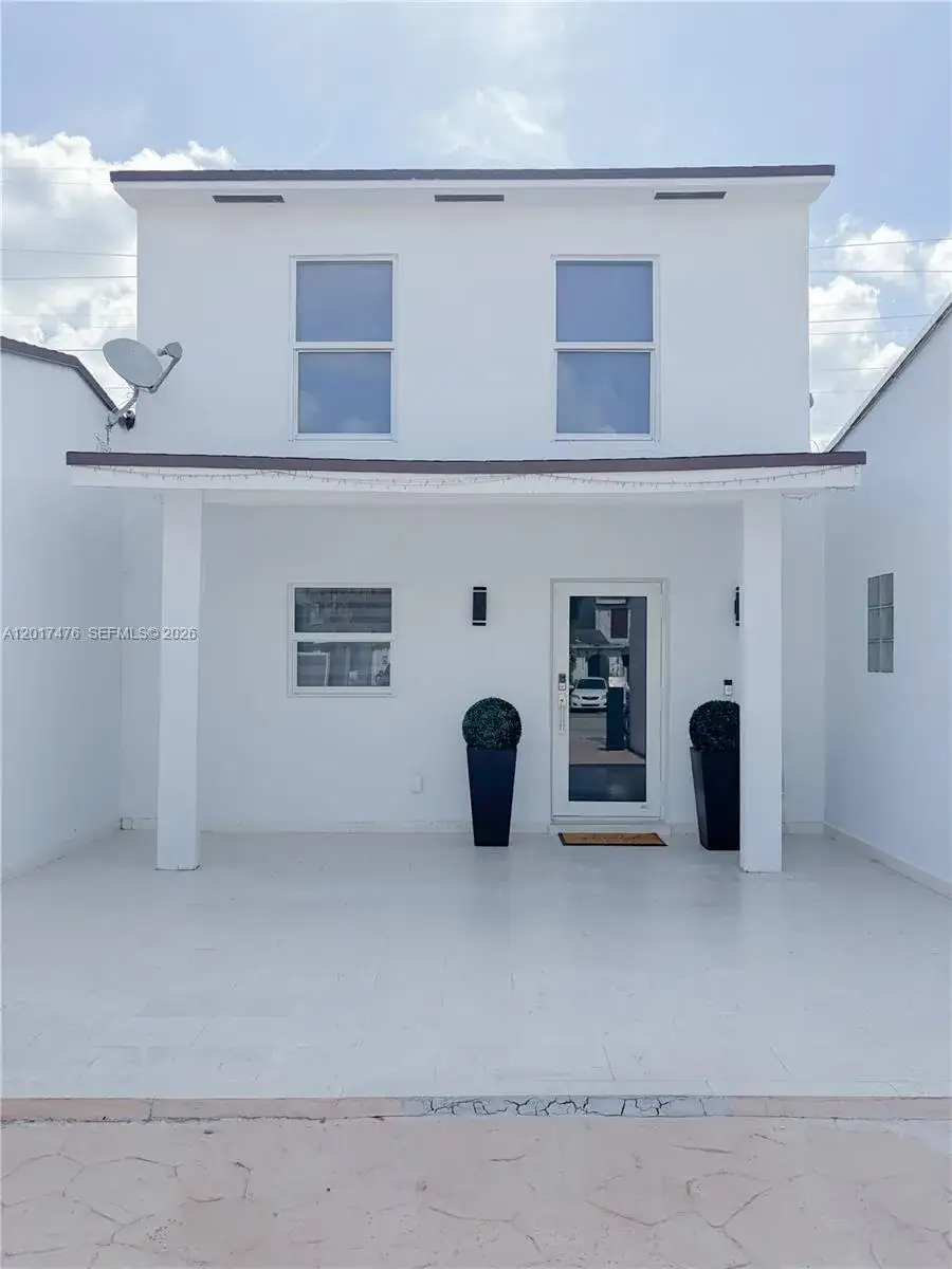 2 bedroom 2 bath Residential for sale at 6709 W 15th Ct, Hialeah FL 33012