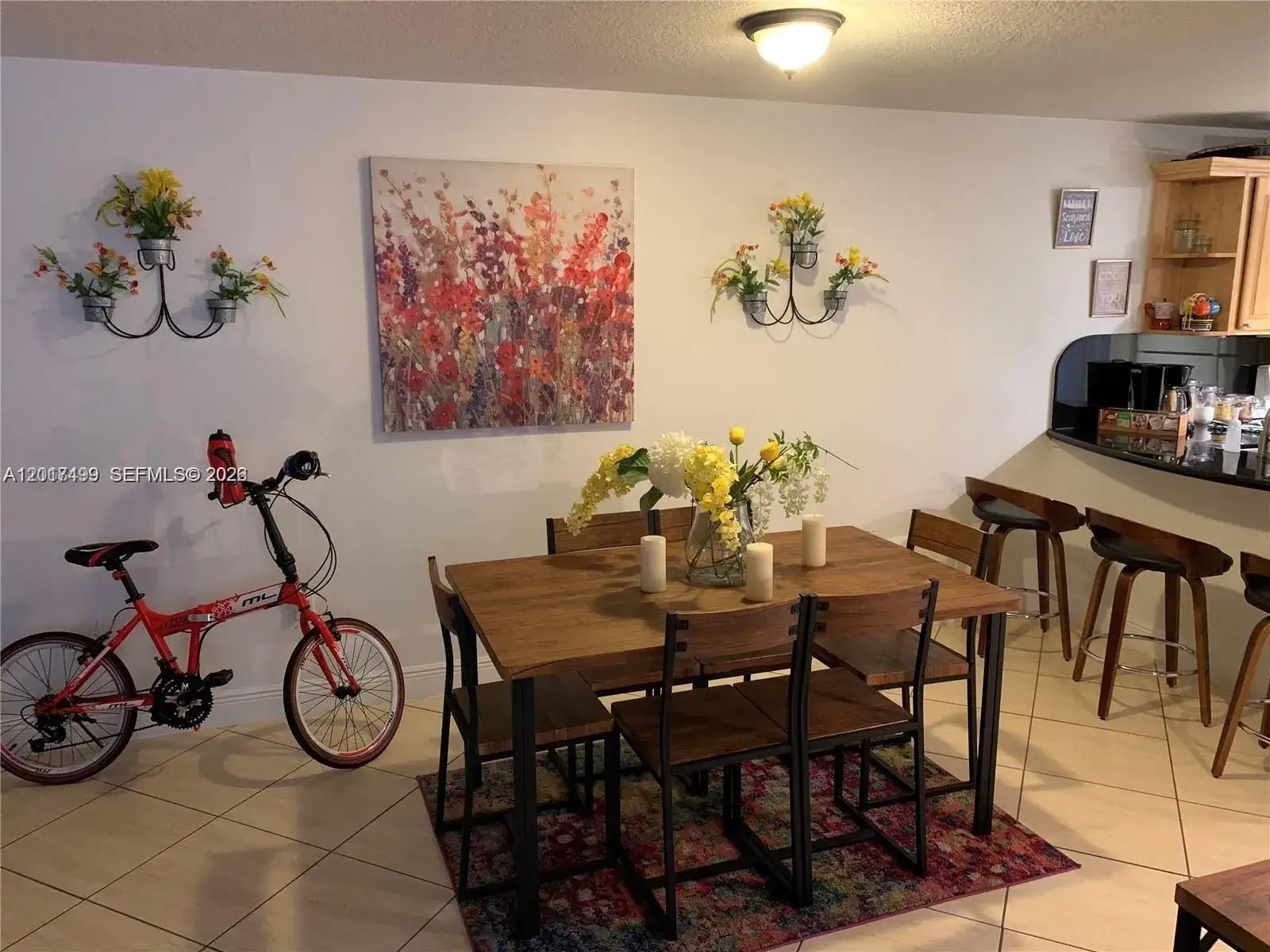 2 bedroom 1 bath Residential Lease for rent at 210 SW 11th St # 204, Miami FL 33130