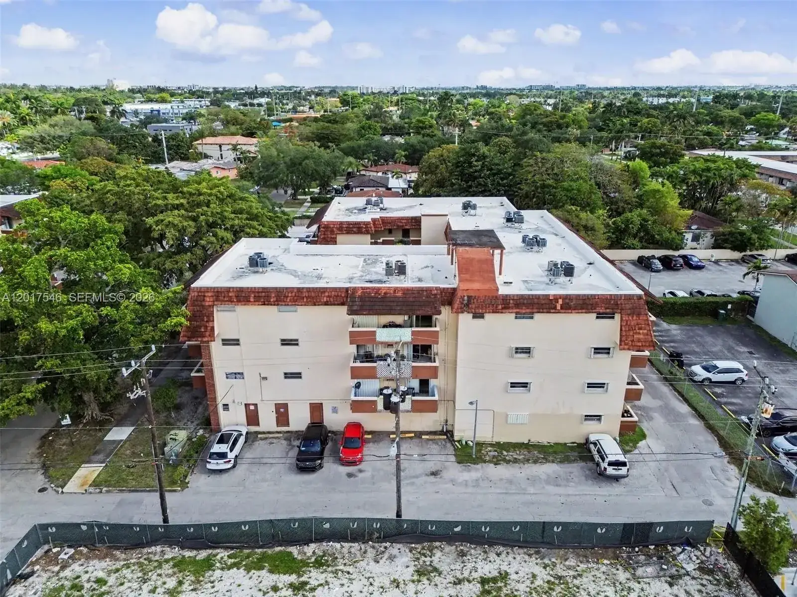 2 bedroom 2 bath Residential for sale at 685 Miller Dr # E205, Miami Springs FL 33166