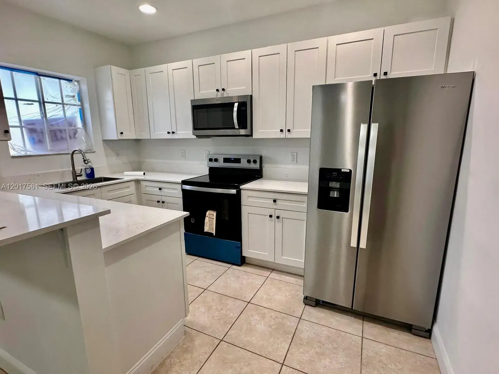2 bedroom 2 bath Residential Lease for rent at 2301 Wilson St # A, Hollywood FL 33020