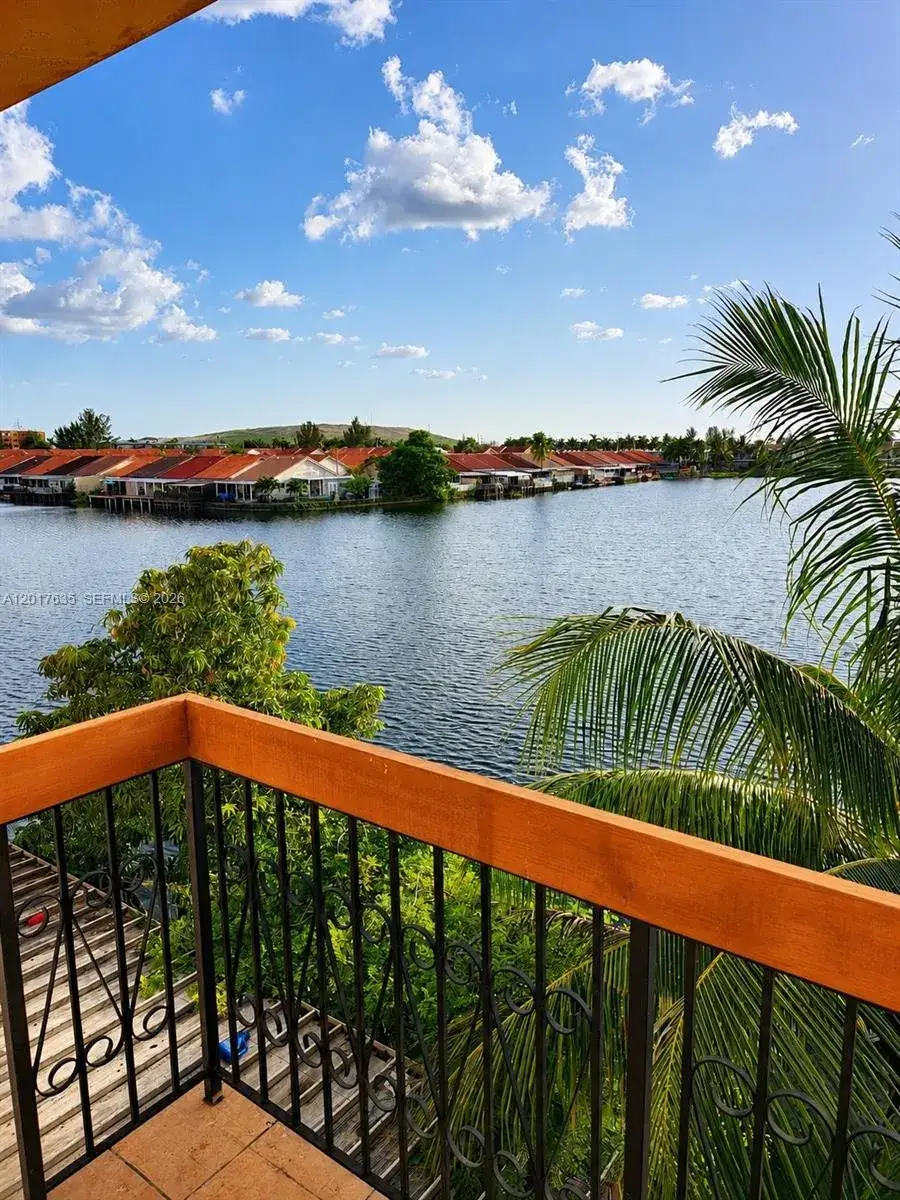 2 bedroom 1 bath Residential for sale at 5650 W 26th Ct # 207, Hialeah FL 33016