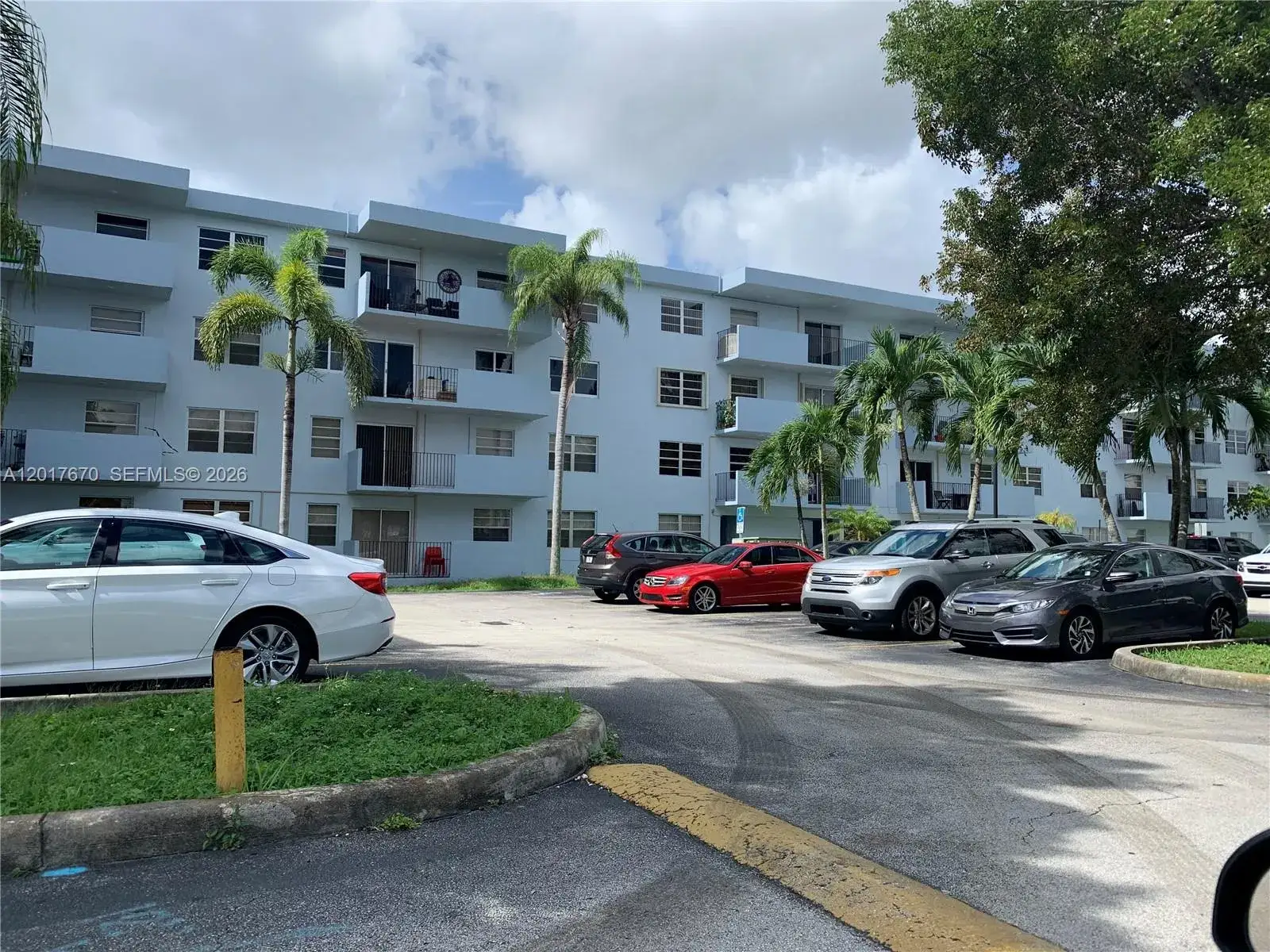 2 bedroom 2 bath Residential for sale at 1221 SW 122nd Ave # 207, Miami FL 33184