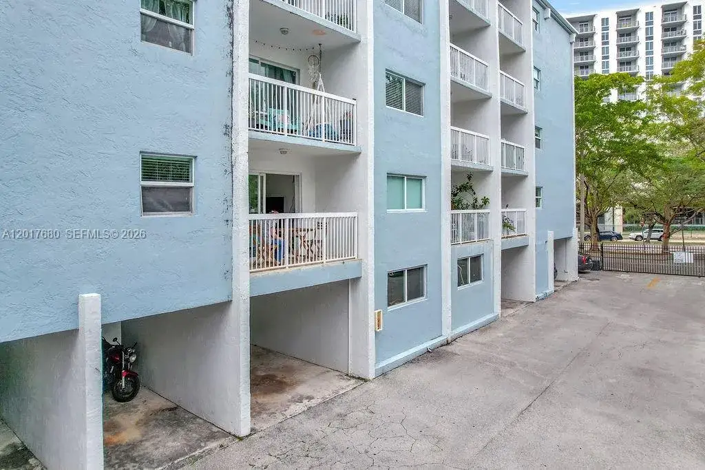 2 bedroom 1 bath Residential for sale at 2920 SW 28th Ter # 207, Miami FL 33133