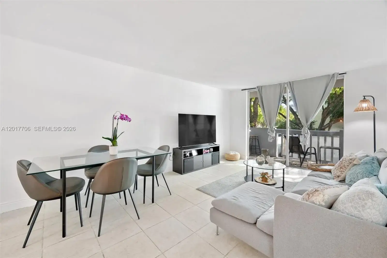 1 bedroom 1 bath Residential for sale at 1800 Sans Souci Blvd # 201, North Miami FL 33181
