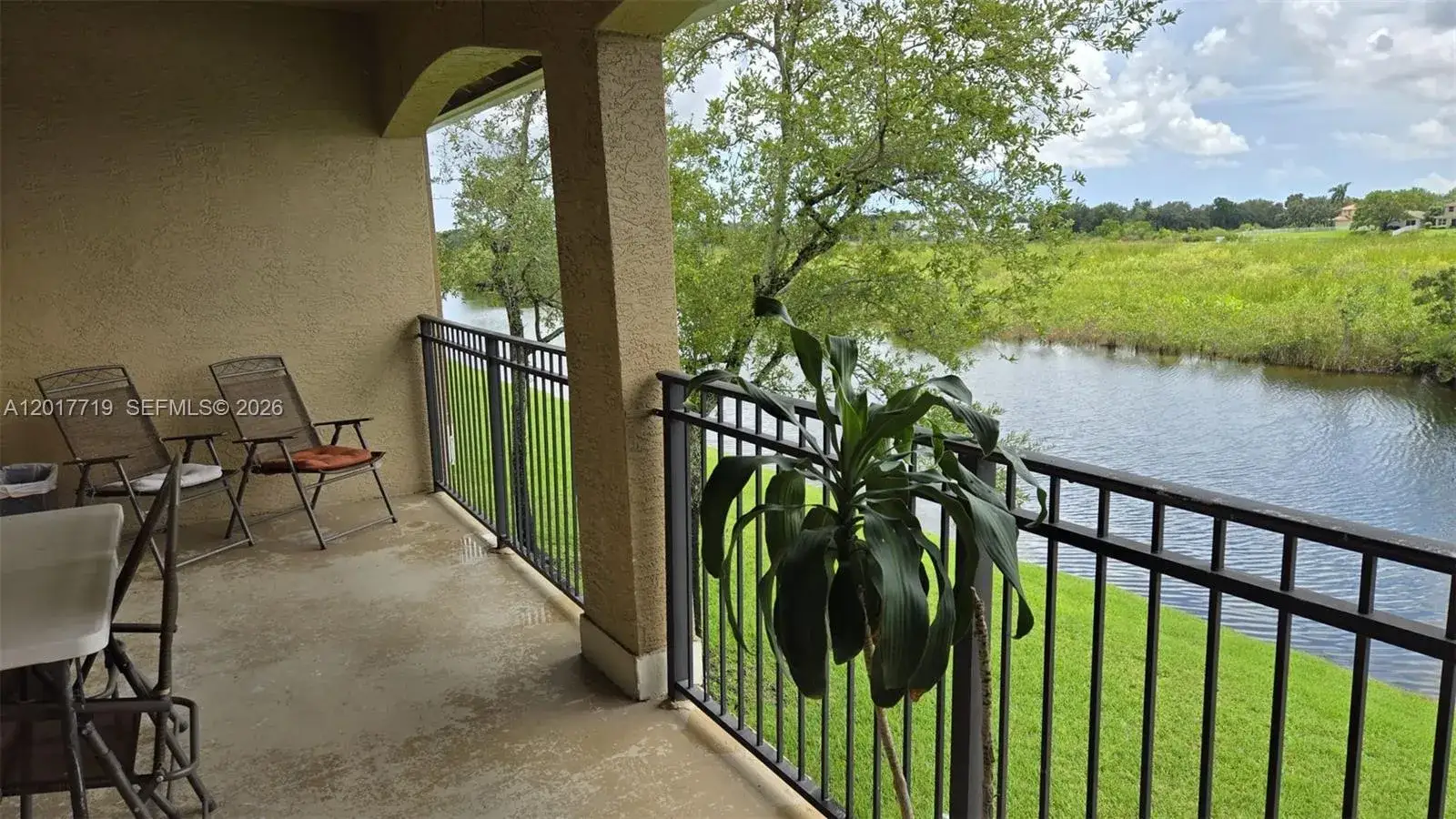 3 bedroom 2 bath Residential Lease for rent at 230 SW 117th Ter # 202, Pembroke Pines FL 33025