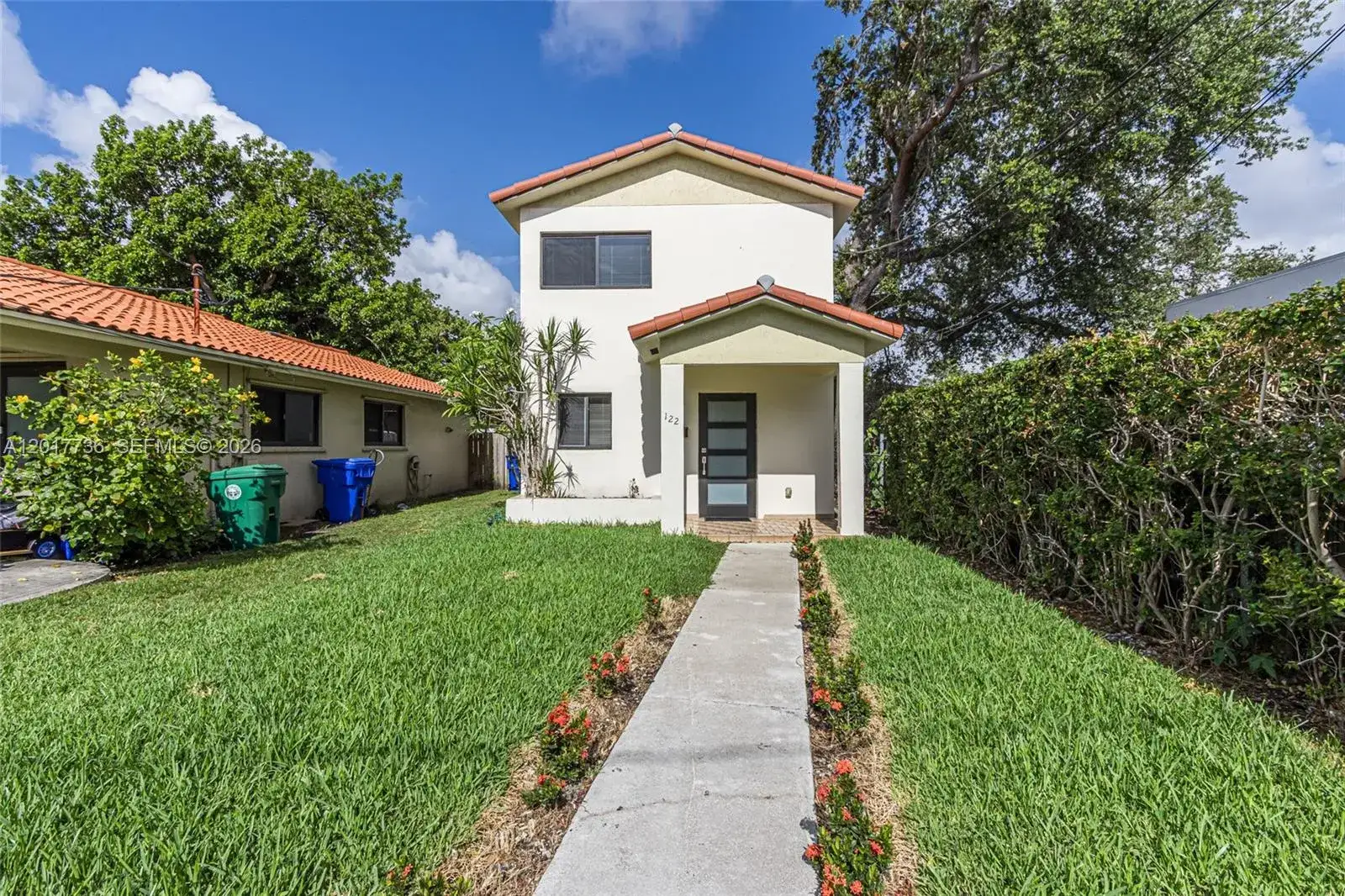 2 bedroom 1 bath Residential for sale at 122 SW 56th Ave, Miami FL 33134