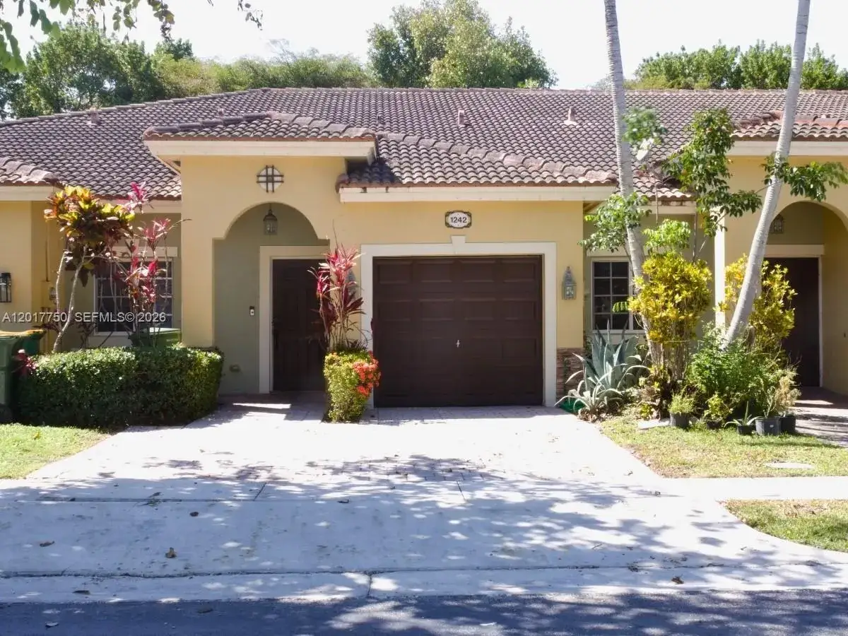 3 bedroom 2 bath Residential for sale at 1242 NE 32nd Ave, Homestead FL 33033
