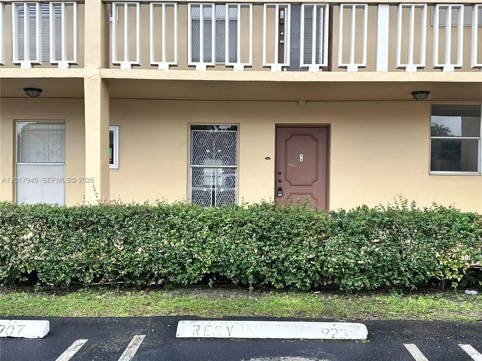2 bedroom 2 bath Residential for sale at 6001 NW 61st Ave # 111, Tamarac FL 33319