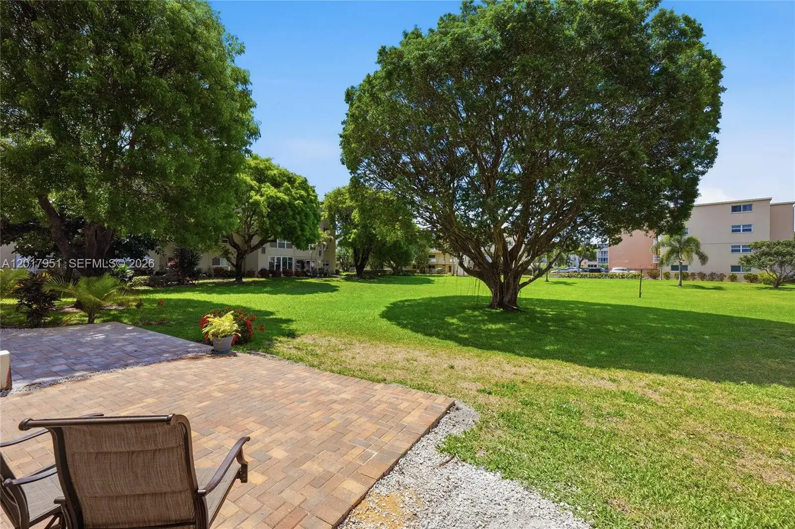 2 bedroom 2 bath Residential for sale at 330 NE 26th Ave # 1120, Boynton Beach FL 33435