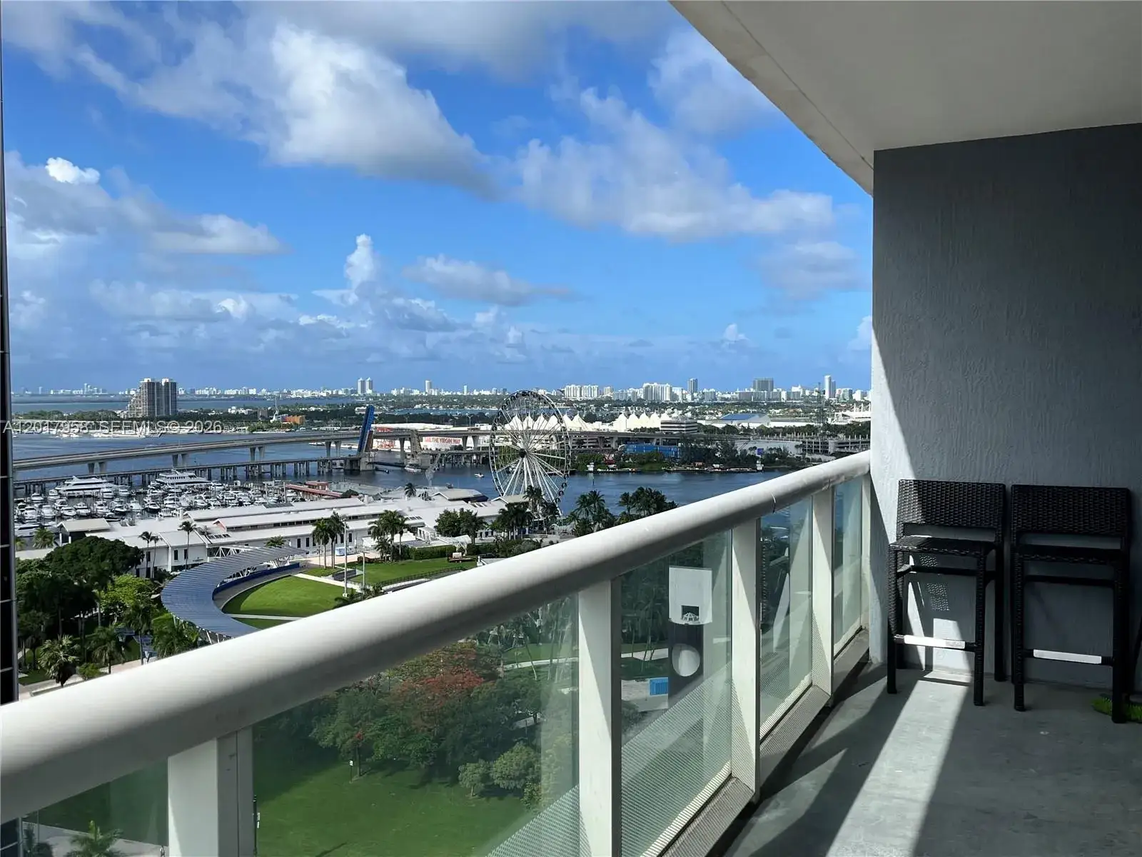 2 bedroom 2 bath Residential Lease for rent at 50 Biscayne Blvd # 1801, Miami FL 33132