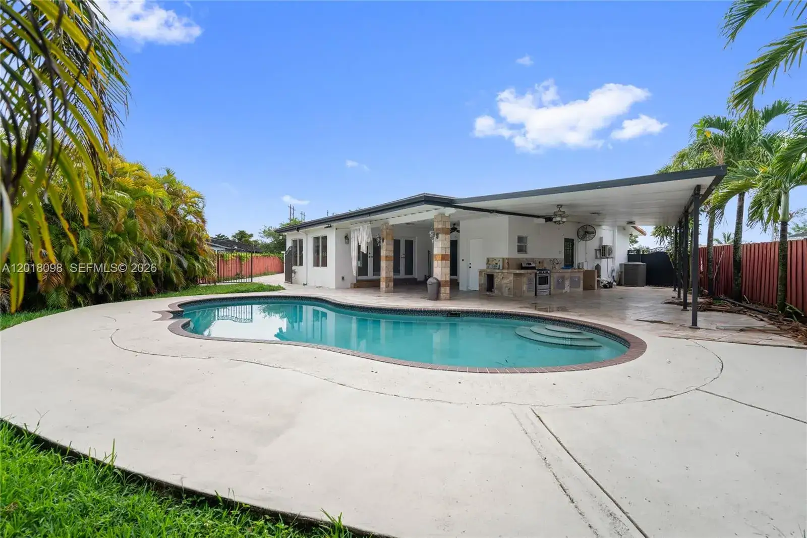 4 bedroom 3 bath Residential for sale at 13611 SW 77th St, Miami FL 33183