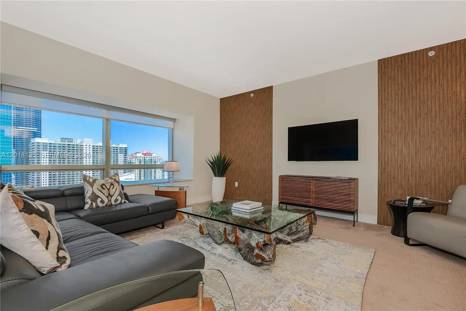 2 bedroom 2 bath Residential for sale at 1435 Brickell Ave # 3012, Miami FL 33131