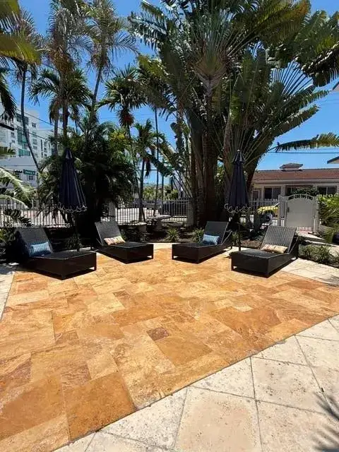 1 bath Residential Lease for rent at 7710 Harding Ave # 7, Miami Beach FL 33141
