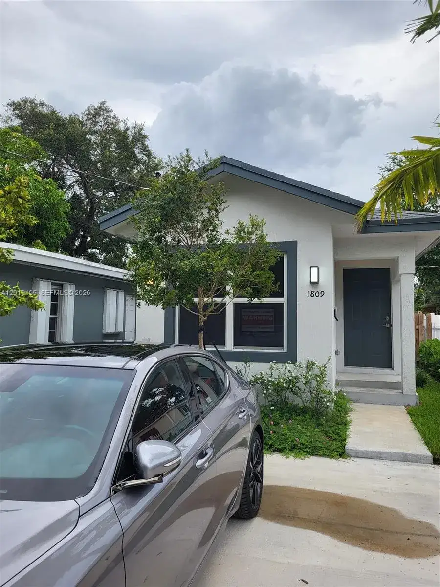 2 bedroom 1 bath Residential for sale at 1809 NW 8th Pl, Fort Lauderdale FL 33311
