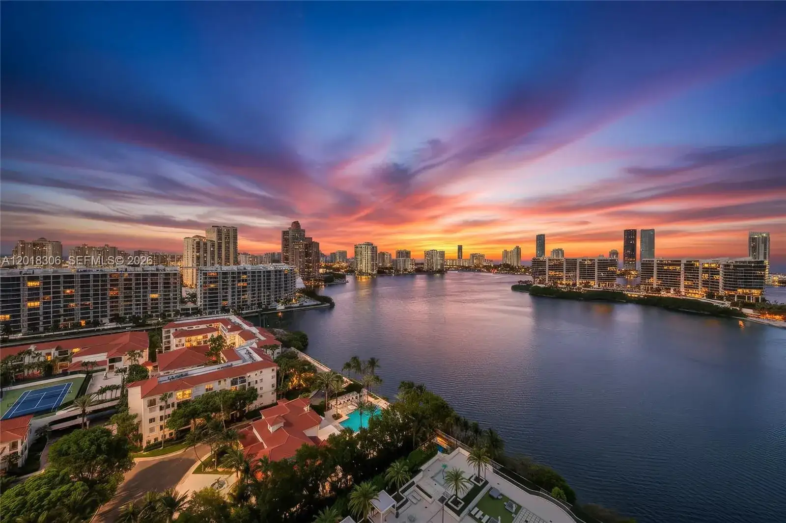 3 bedroom 3 bath Residential for sale at 3301 NE 183rd St # 2007, Aventura FL 33160