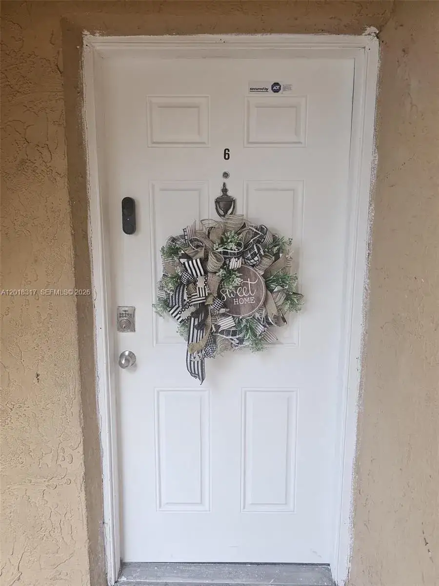 2 bedroom 1 bath Residential Lease for rent at 1241 NW 6th St # 6, Miami FL 33125