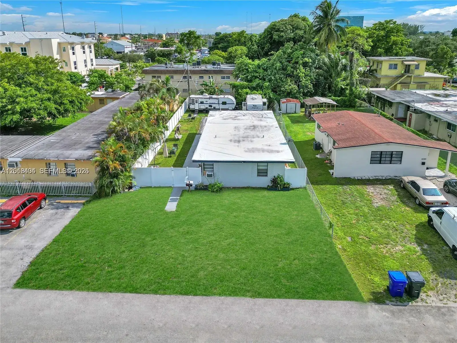1 bedroom 1 bath Residential Lease for rent at 6036 Polk St # 1, Hollywood FL 33024