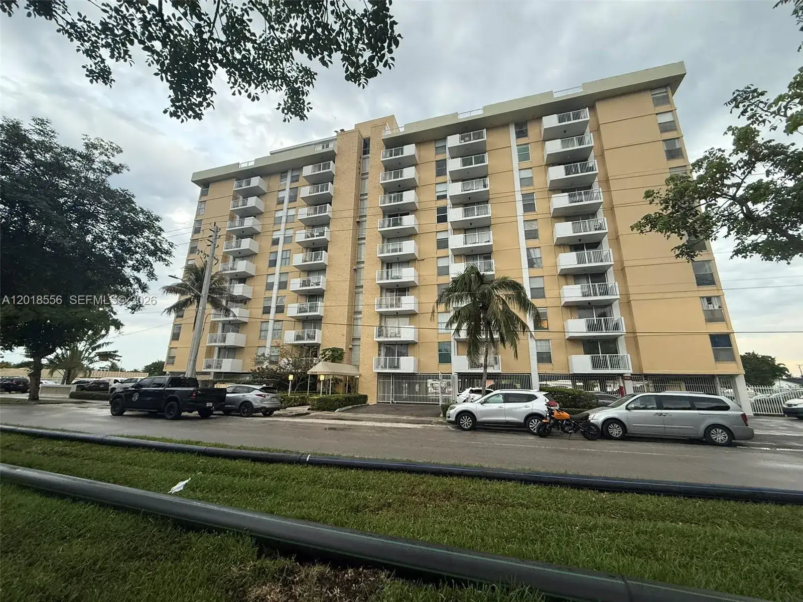 2 bedroom 2 bath Residential for sale at 2020 NE 135th St # 503, North Miami FL 33181