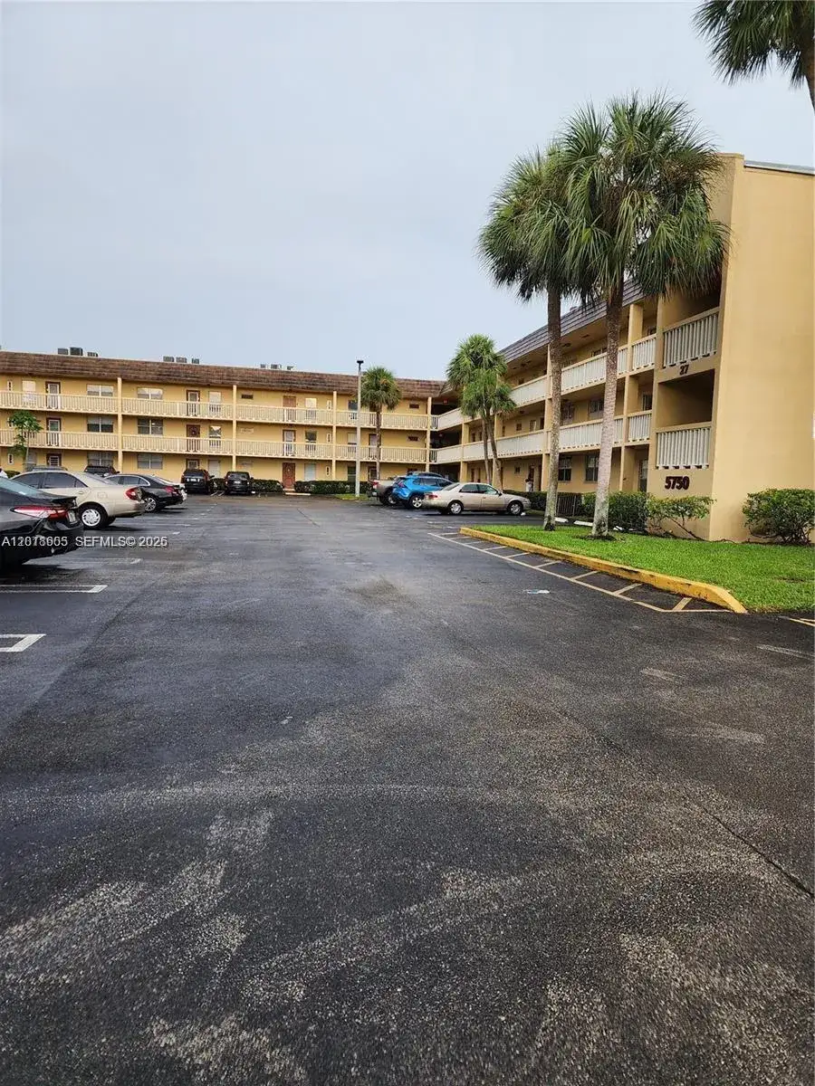 2 bedroom 2 bath Residential for sale at 5750 NW 64th Ave # 303, Tamarac FL 33319