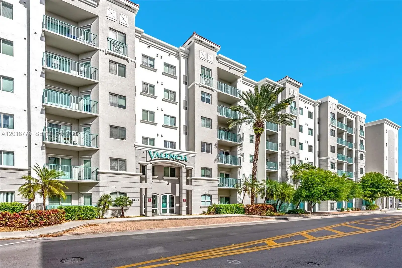 2 bedroom 2 bath Residential for sale at 6001 SW 70th St # 241, South Miami FL 33143