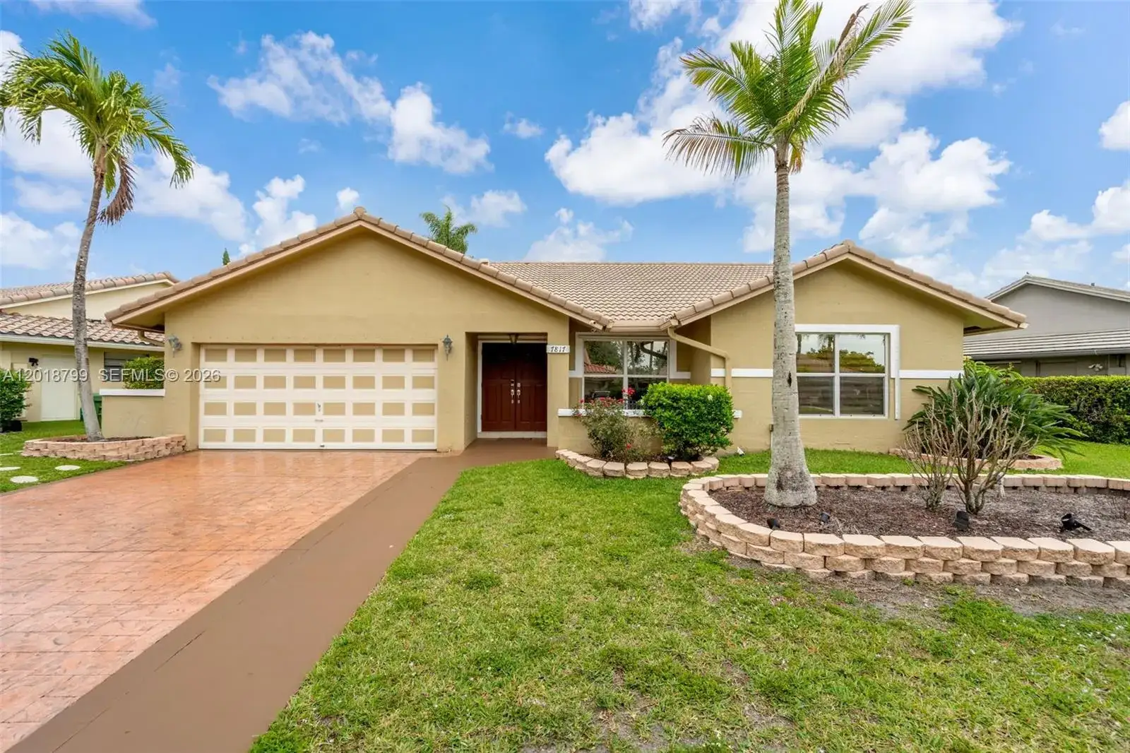 7817 Sunflower Dr, Margate FL 33063