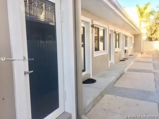 1 bath Residential Lease for rent at 7921 Abbott Ave # 4, Miami Beach FL 33141