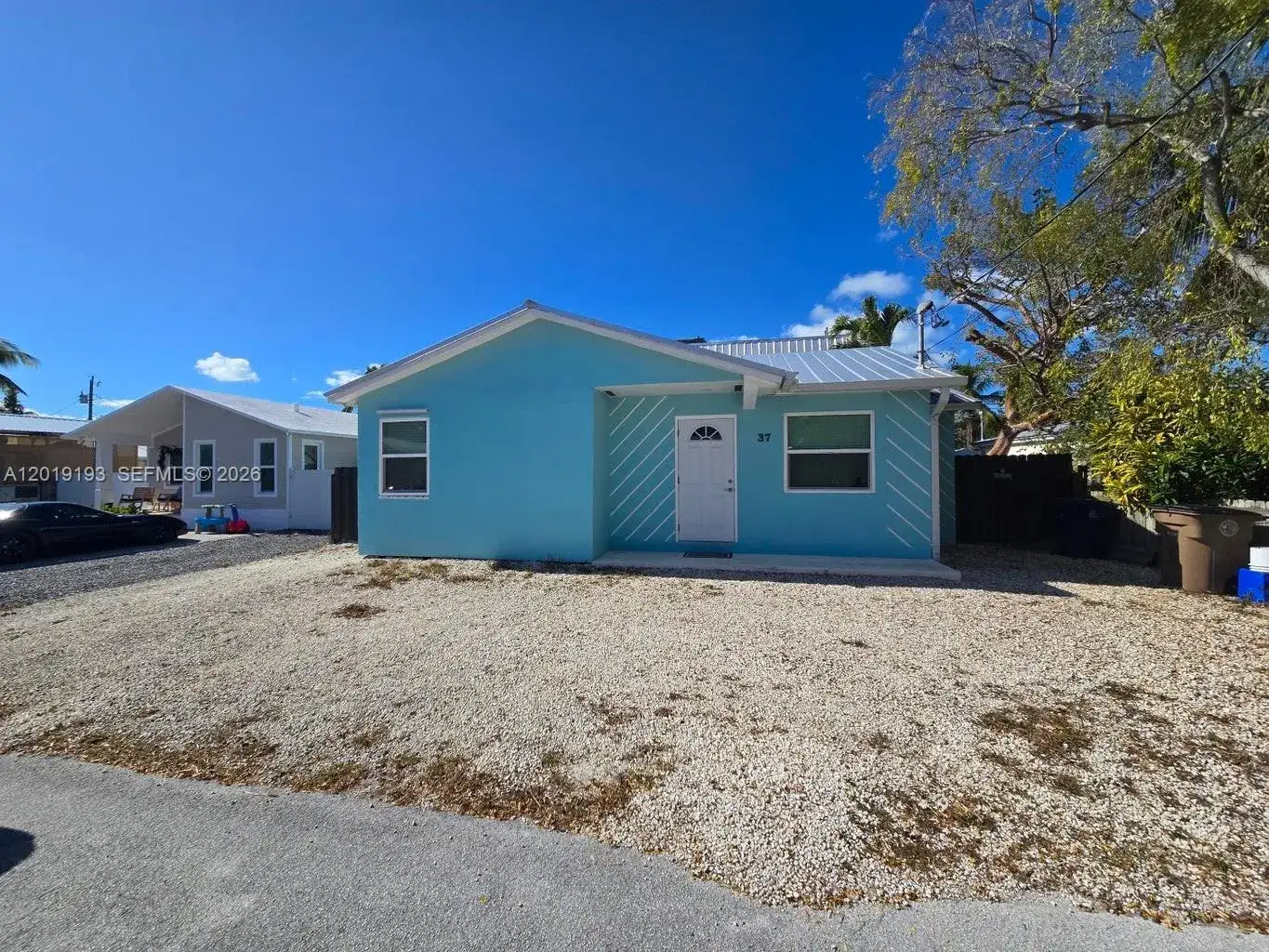 2 bedroom 1 bath Residential for sale at 37 Orange Dr, Key Largo FL 33037