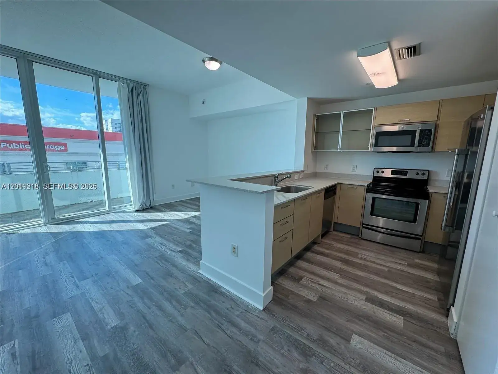1 bedroom 1 bath Residential for sale at 350 NE 24th St # 514, Miami FL 33137