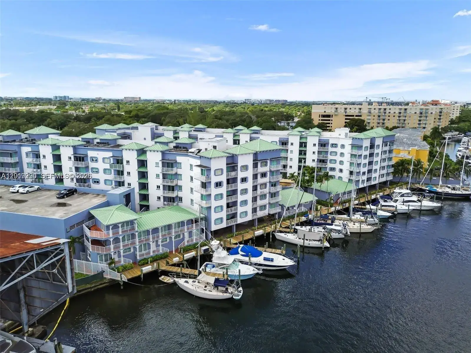 2 bedroom 2 bath Residential Lease for rent at 2475 NW 16th St Rd # 504, Miami FL 33125