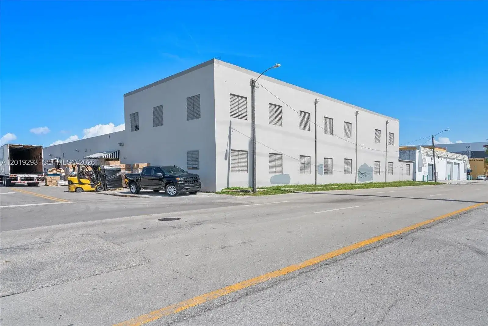 Commercial Sale for sale at 2040 Liberty St, Hollywood FL 33020