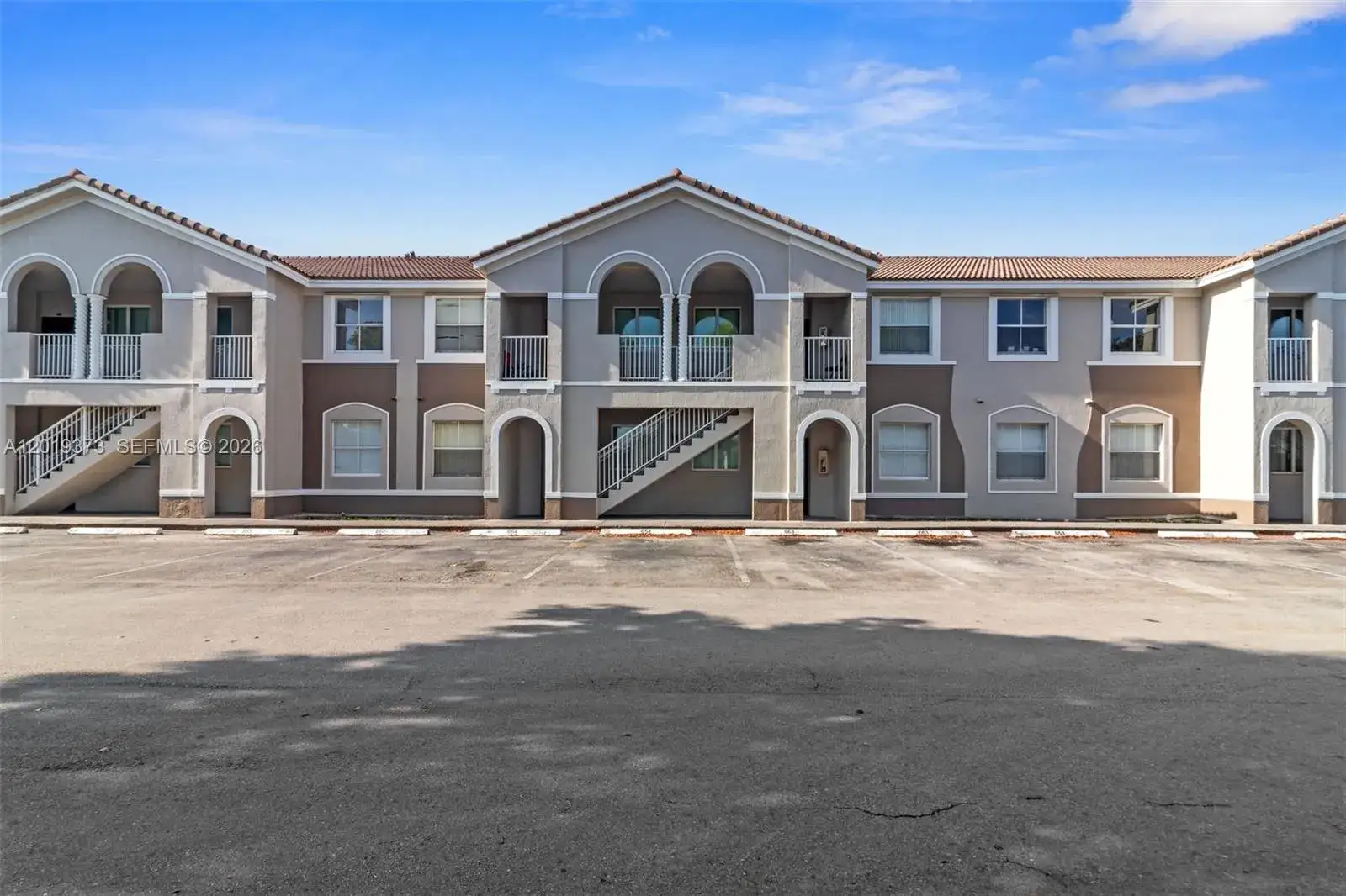 3 bedroom 2 bath Residential for sale at 1568 SE 26th St # 203, Homestead FL 33035