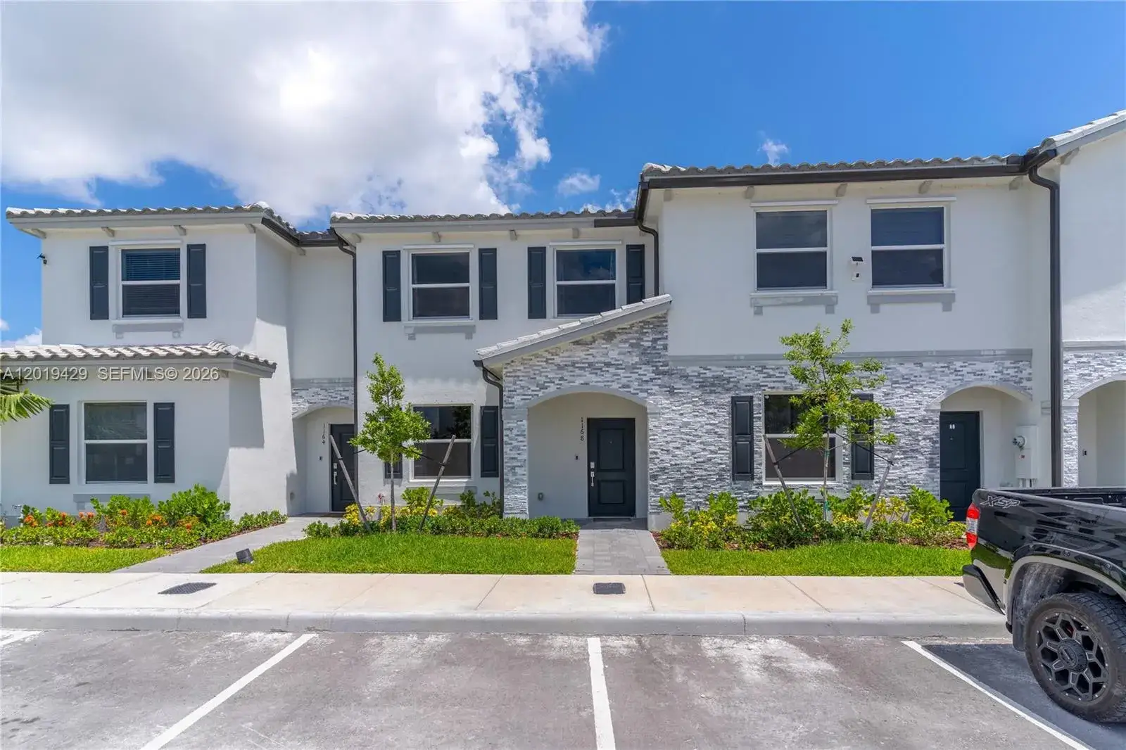 3 bedroom 2 bath Residential Lease for rent at 1168 SE 1st St # 0, Florida City FL 33034