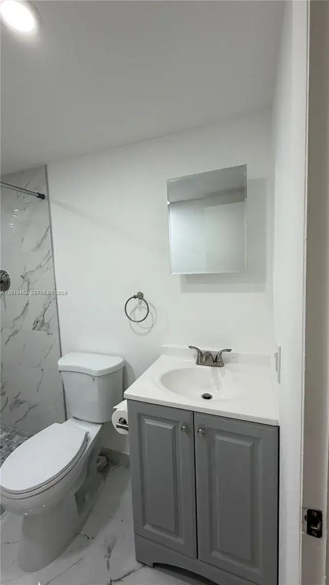 1 bedroom 1 bath Residential Lease for rent at 20230 NE 2nd Ave # U5, Miami Gardens FL 33179