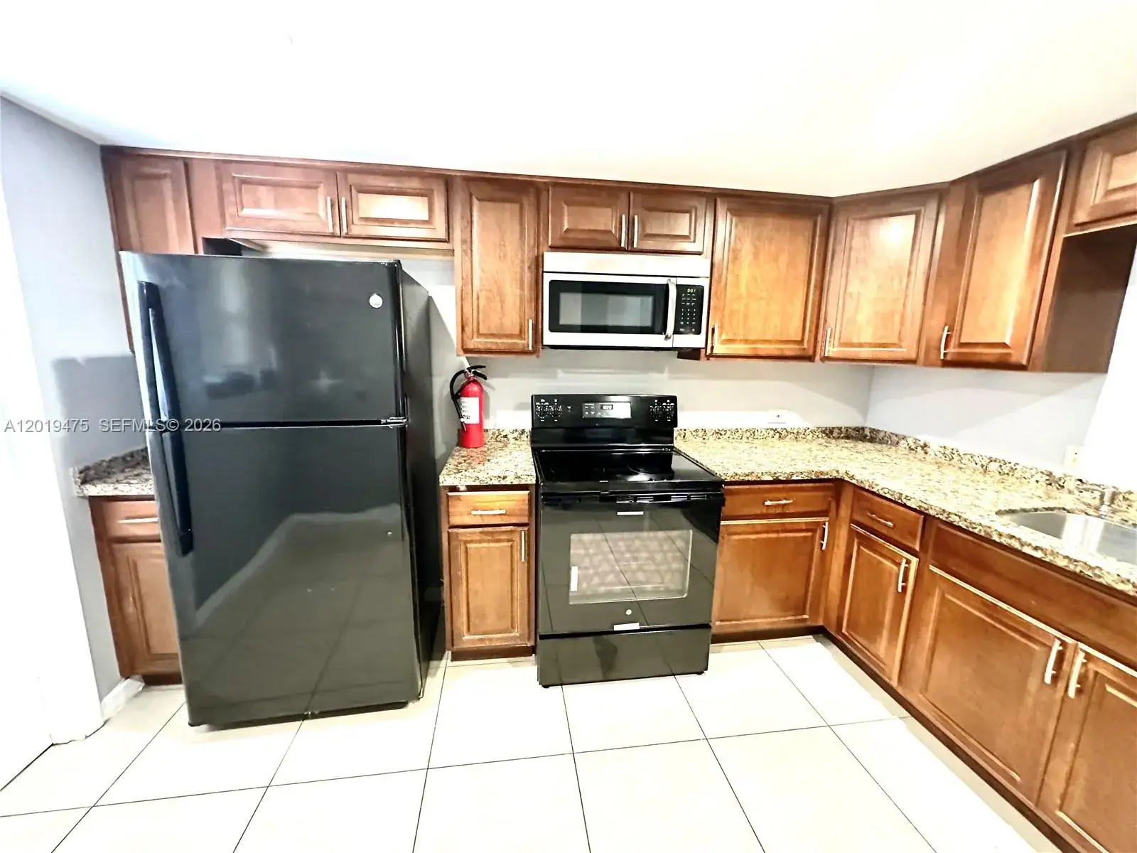 2 bedroom 2 bath Residential Lease for rent at 443 NE 195th St # 345, Miami FL 33179