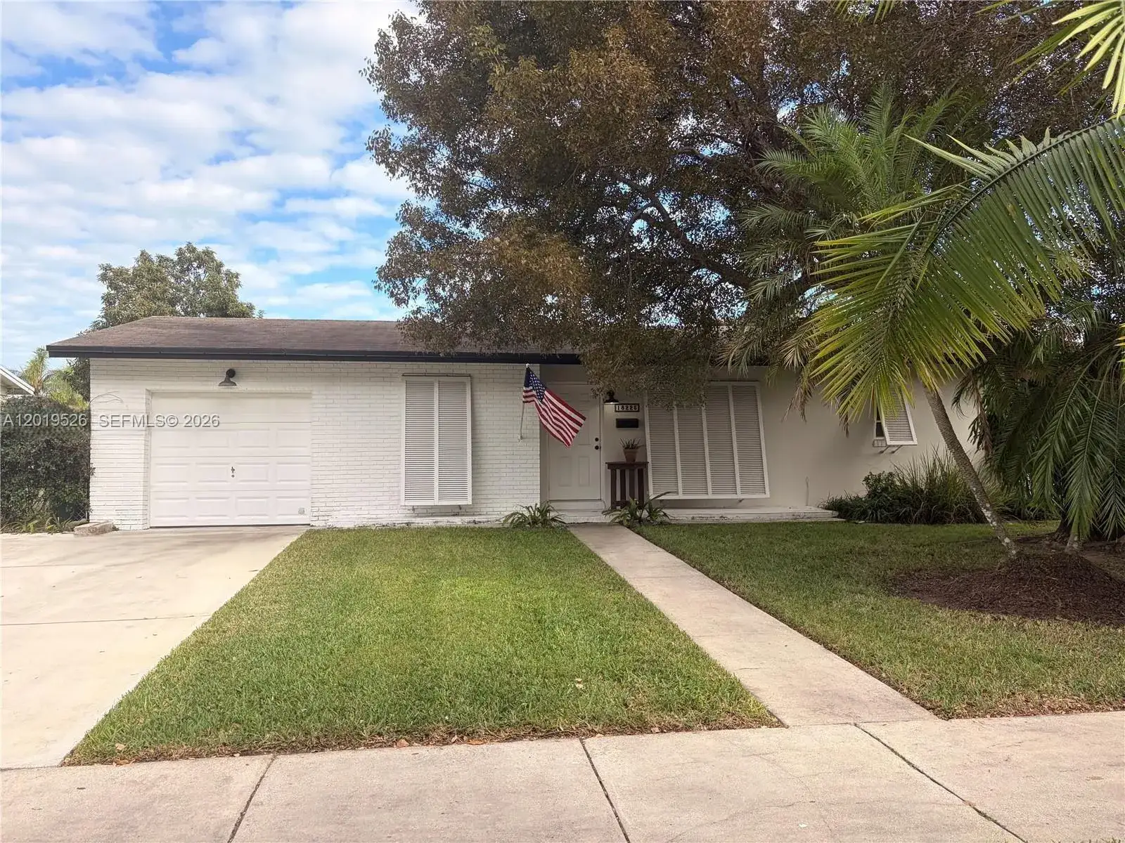 3 bedroom 2 bath Residential Lease for rent at 18225 SW 94th Ave, Palmetto Bay FL 33157