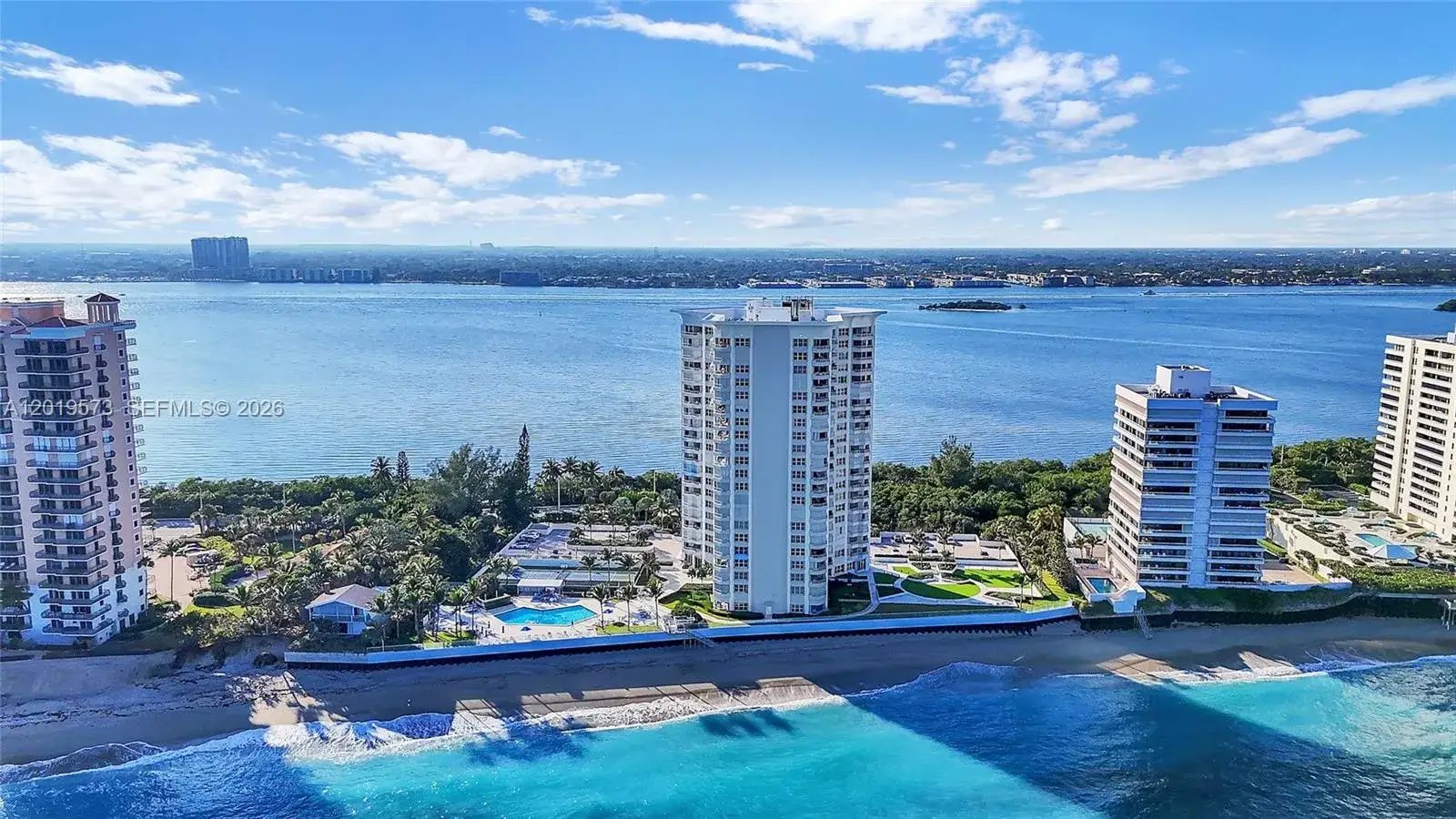 3 bedroom 3 bath Residential Lease for rent at 5200 N Ocean Dr # 1105, Singer Island FL 33404