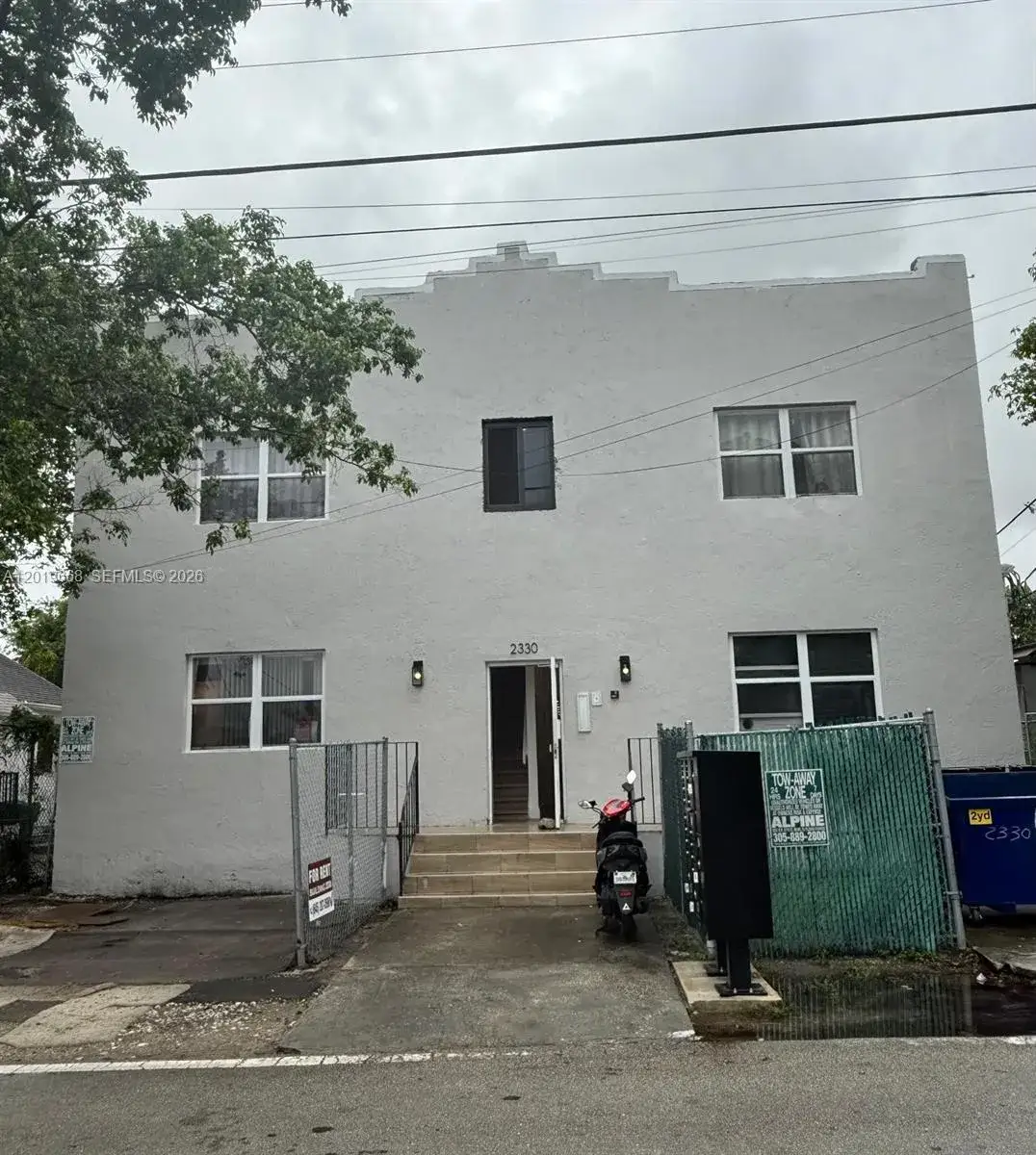 2 bedroom 1 bath Residential Lease for rent at 2330 NW 9 St # 15, Miami FL 33125