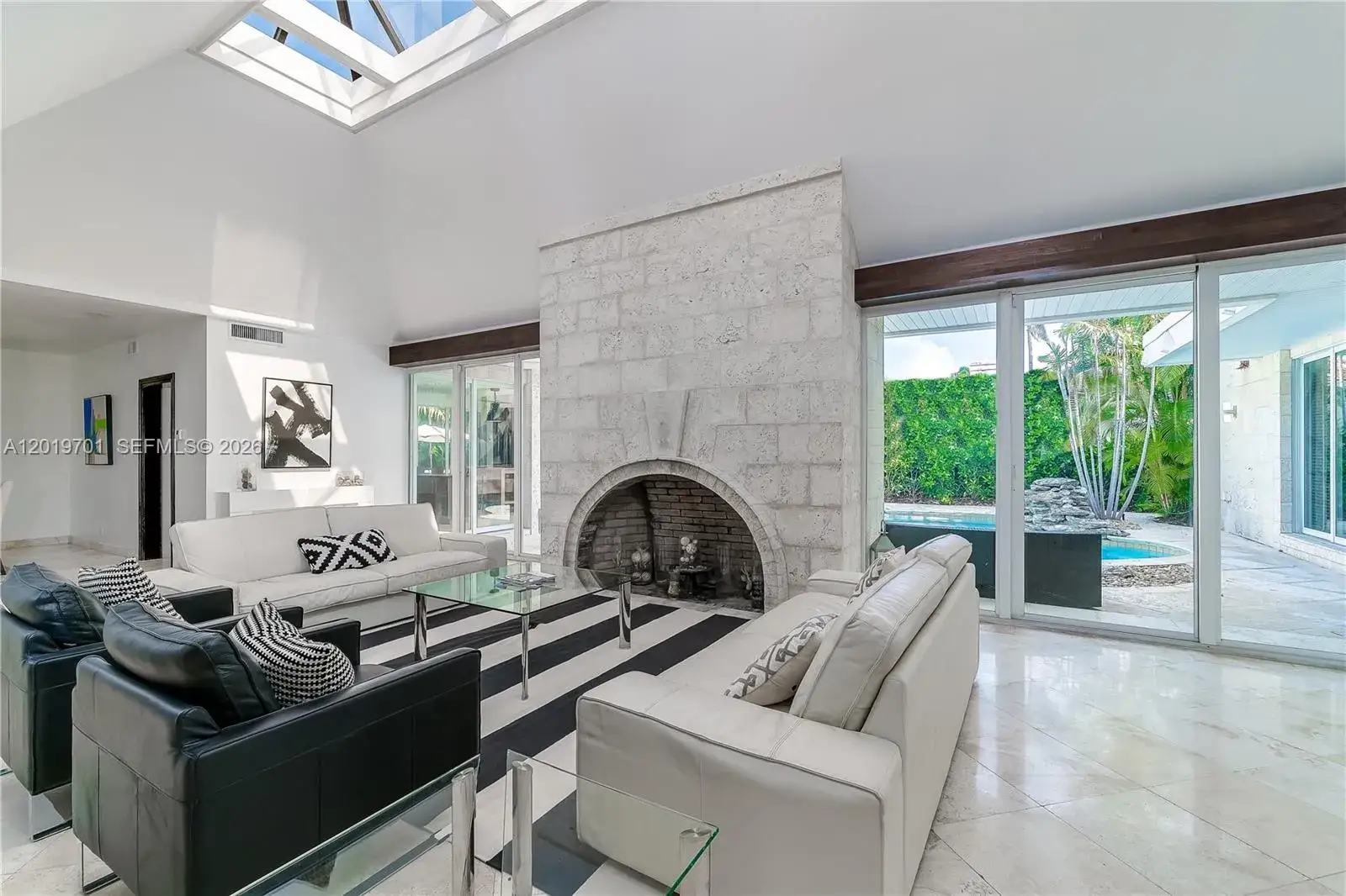 4 bedroom 4 bath Residential Lease for rent at 111 S Hibiscus Dr, Miami Beach FL 33139